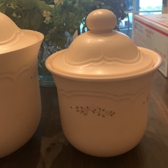 Pfaltzgraff Canisters  3 quart and 1 quart - Picture 3 of 10